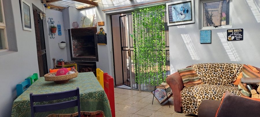 3 Bedroom Property for Sale in Pine Acres Western Cape